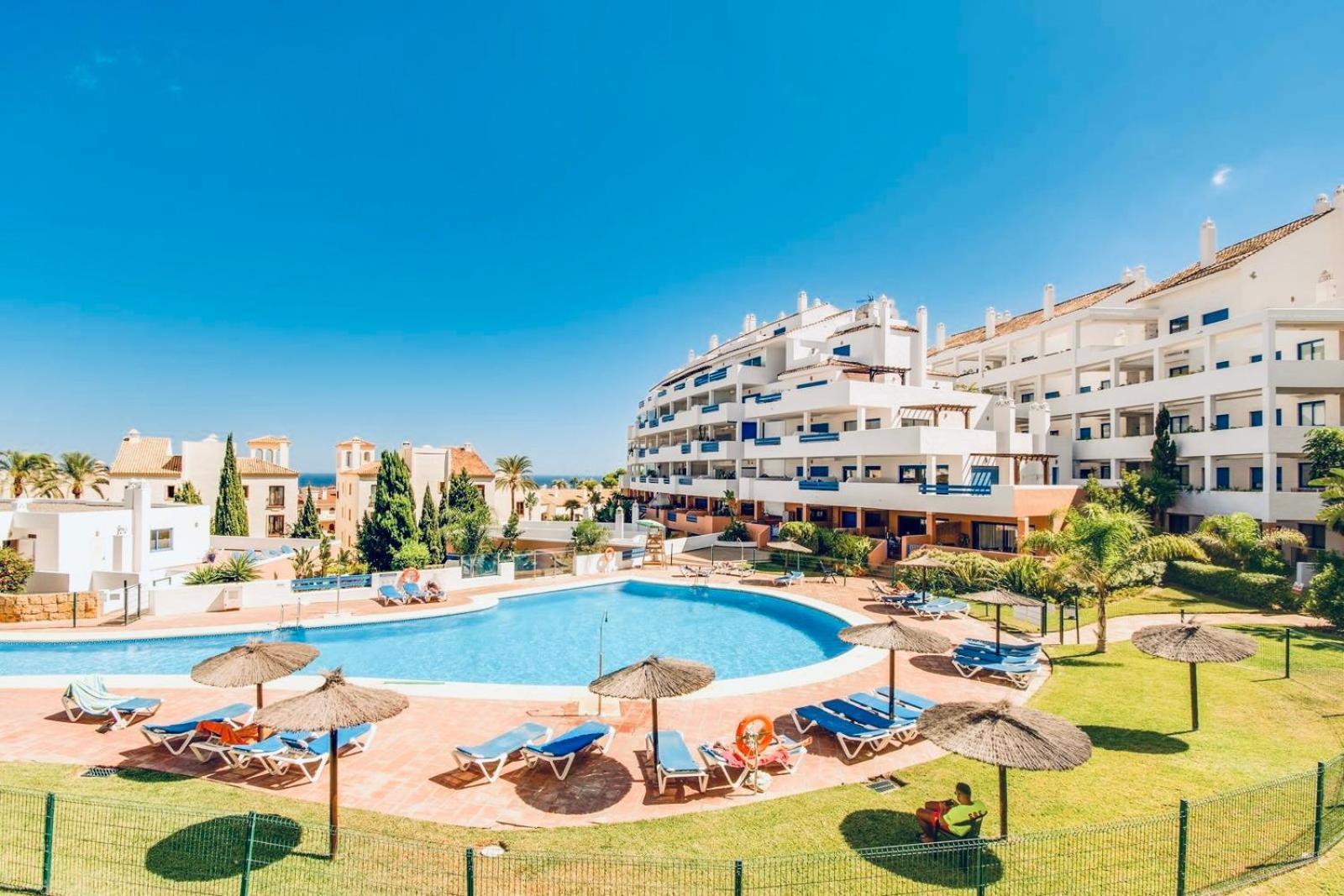 Duquesa Suites Golf And Garden Castillo de Sabinillas Eksteriør bilde